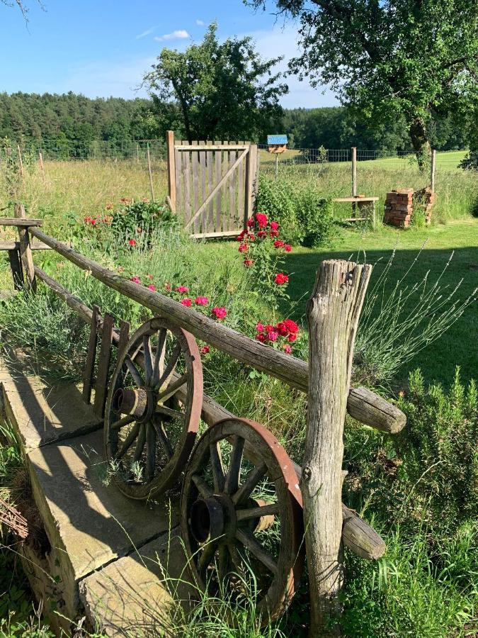Kellerstoeckl Am Veganen Bio-Lebenshof "Varm - Die Vegane Farm" Sulb Exteriör bild